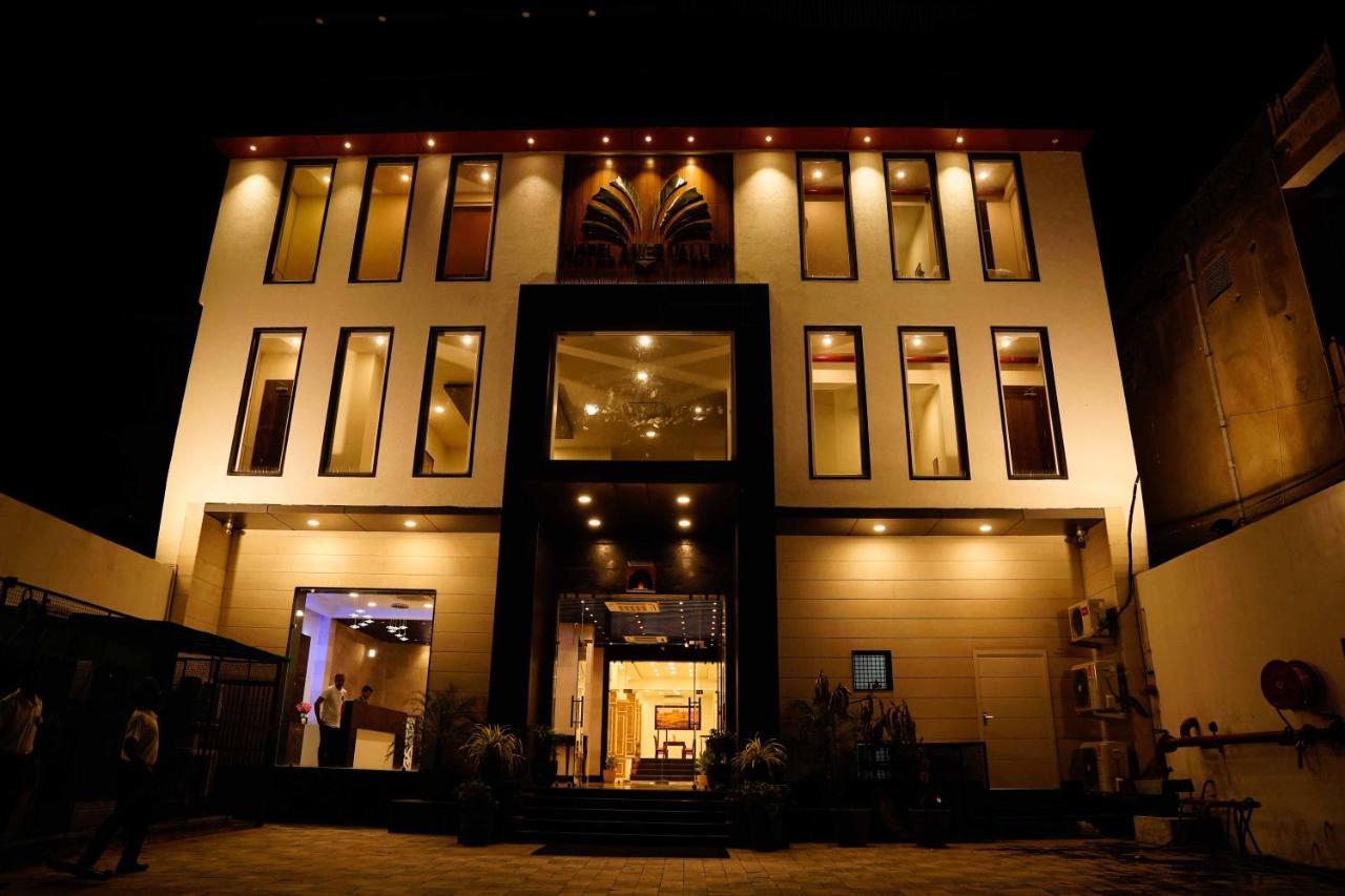 The Amer Valley Hotel Jaipur Eksteriør billede